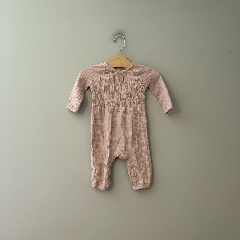 $11‎ ADD ON Grayson Collective Pink Smocked Muslin Romper 12M Zara